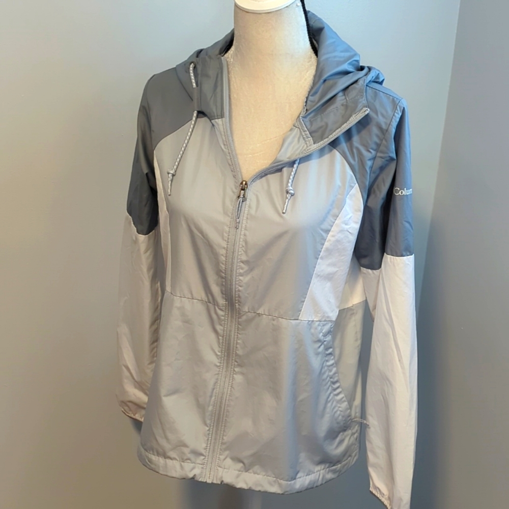 COLUMBIA Athletic Lightweight Jacket / Medium